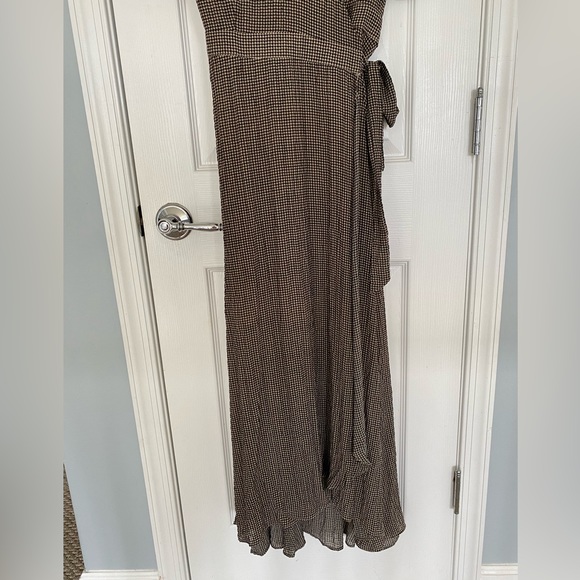 Mod Ref Brown gingham wrap dress size medium - Picture 3 of 16